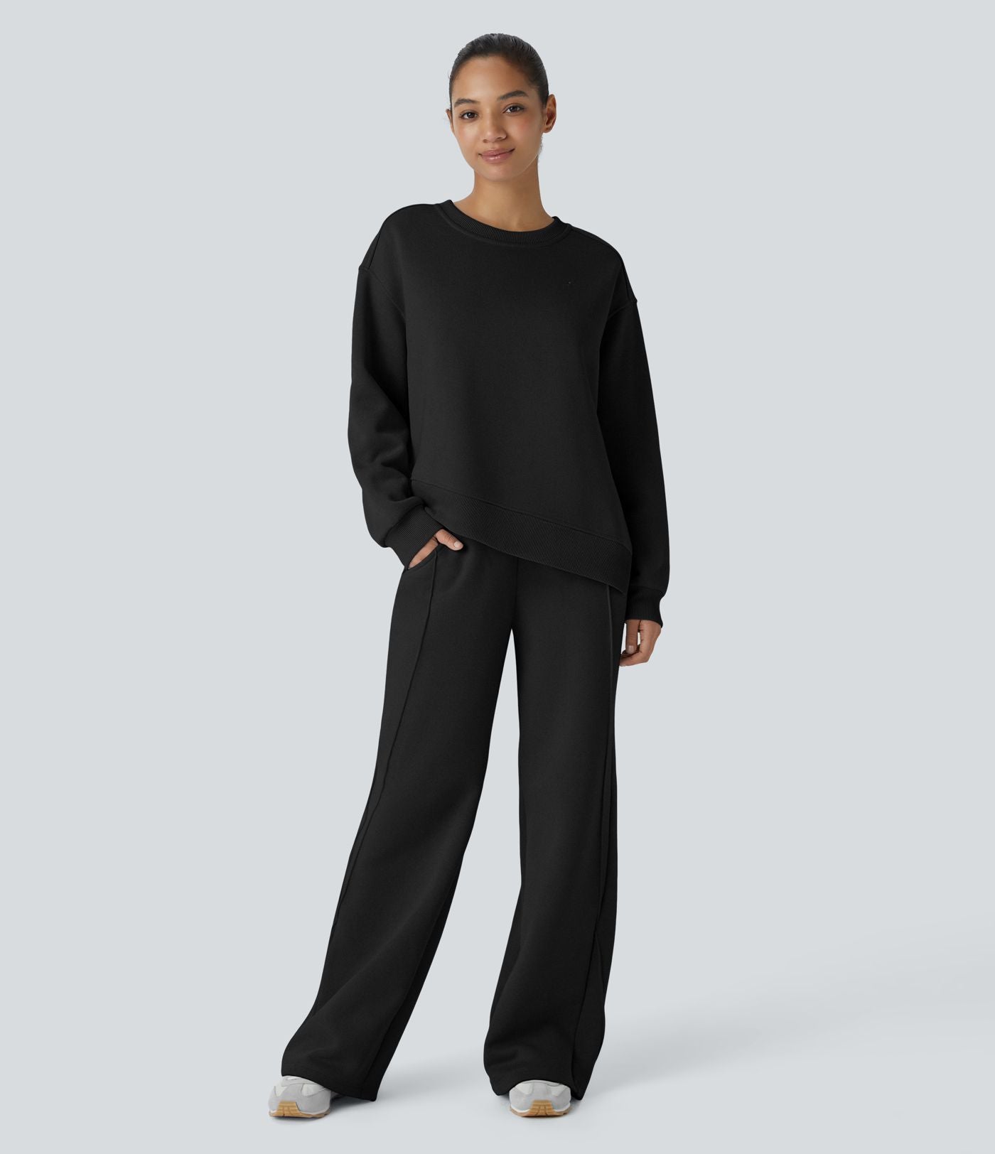 Sweat-shirt décontracté oversize en polaire, col rond, épaules tombantes, manches longues, ourlet fendu, empiècements côtelés contrastés et broderies