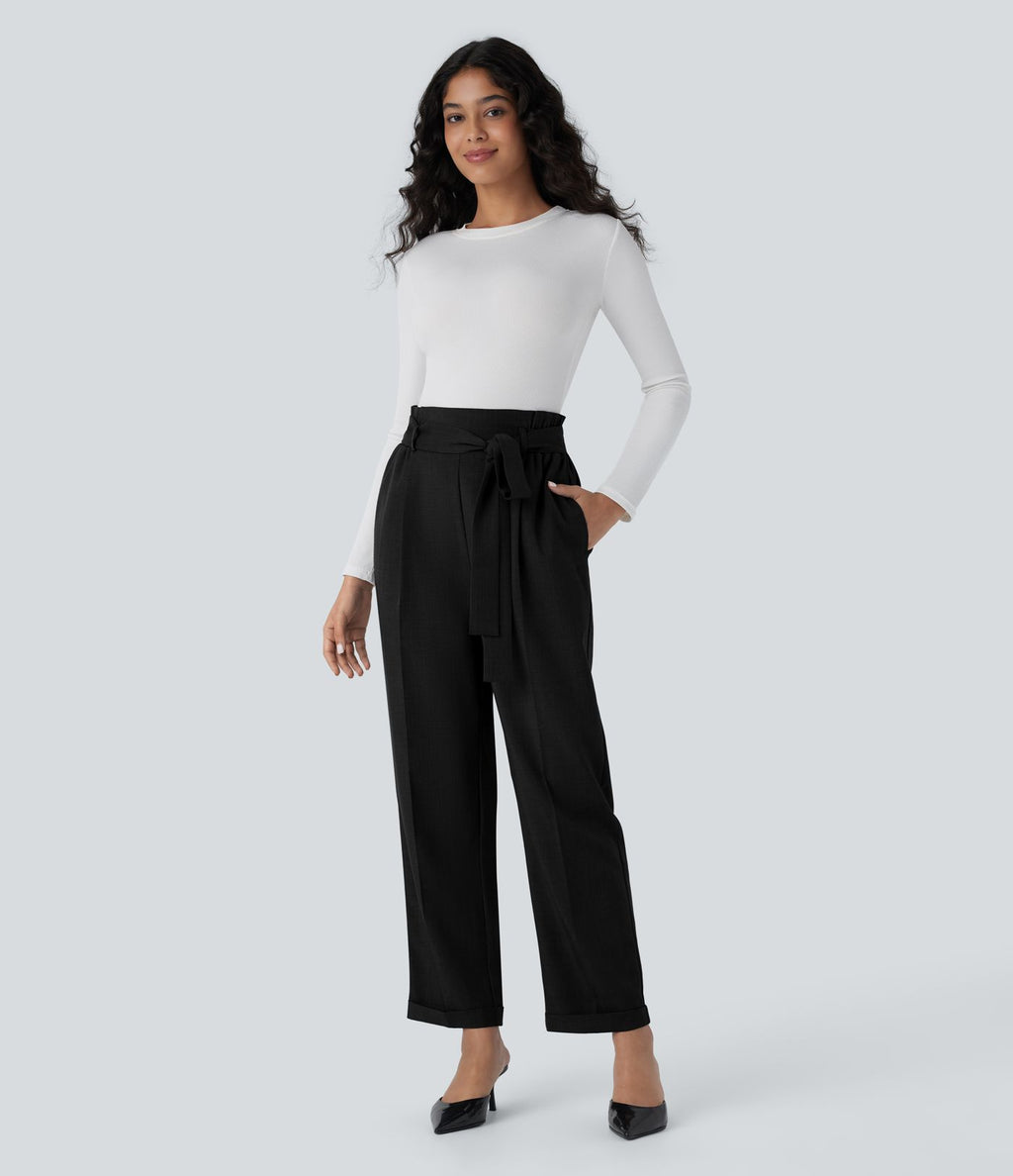 Pantalon Tailleur à taille haute, ceinture, poches latérales et jambes droites