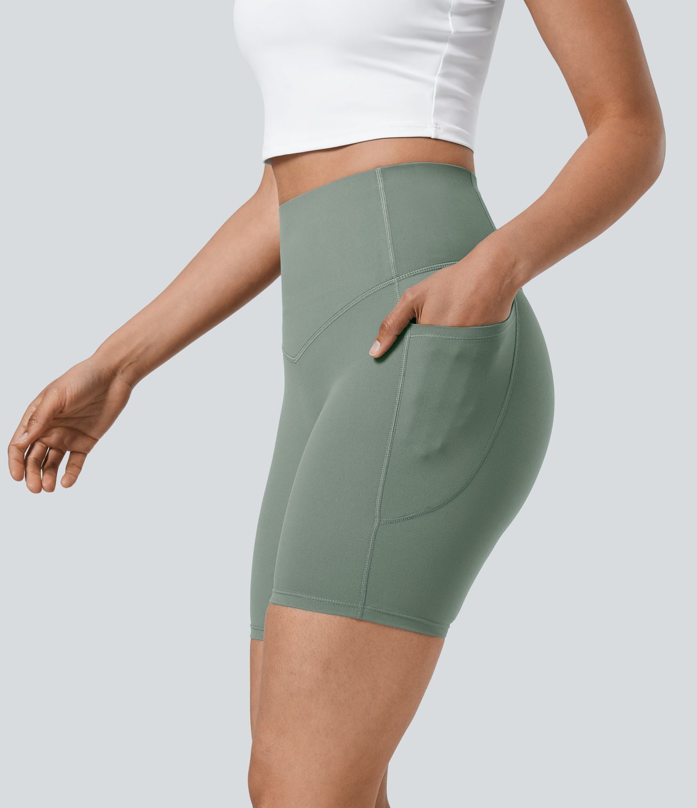 Short cycliste 17,5 cm d'entraînement gainant taille haute avec poches Halara UltraSculpt™