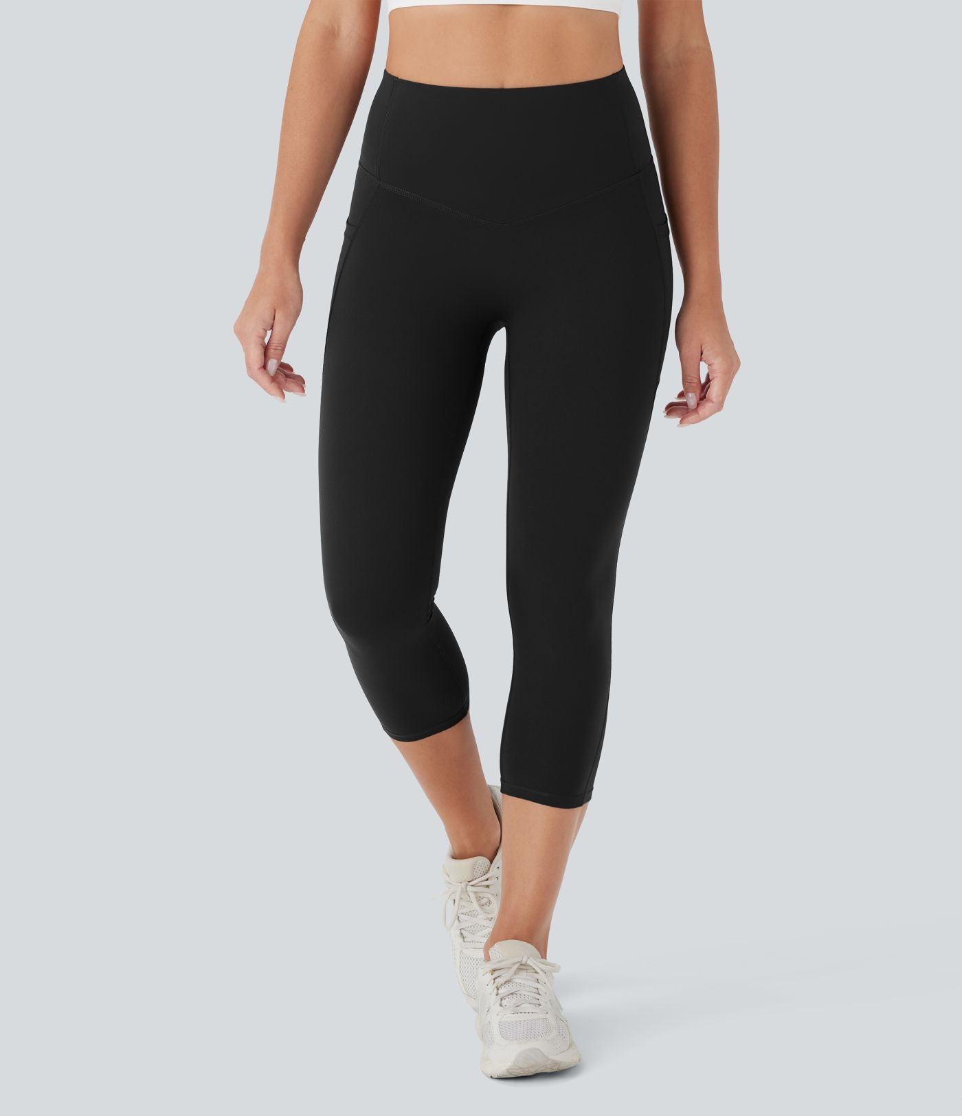 Legging corsaire d'entraînement gainant galbant taille haute avec poches Halara UltraSculpt™