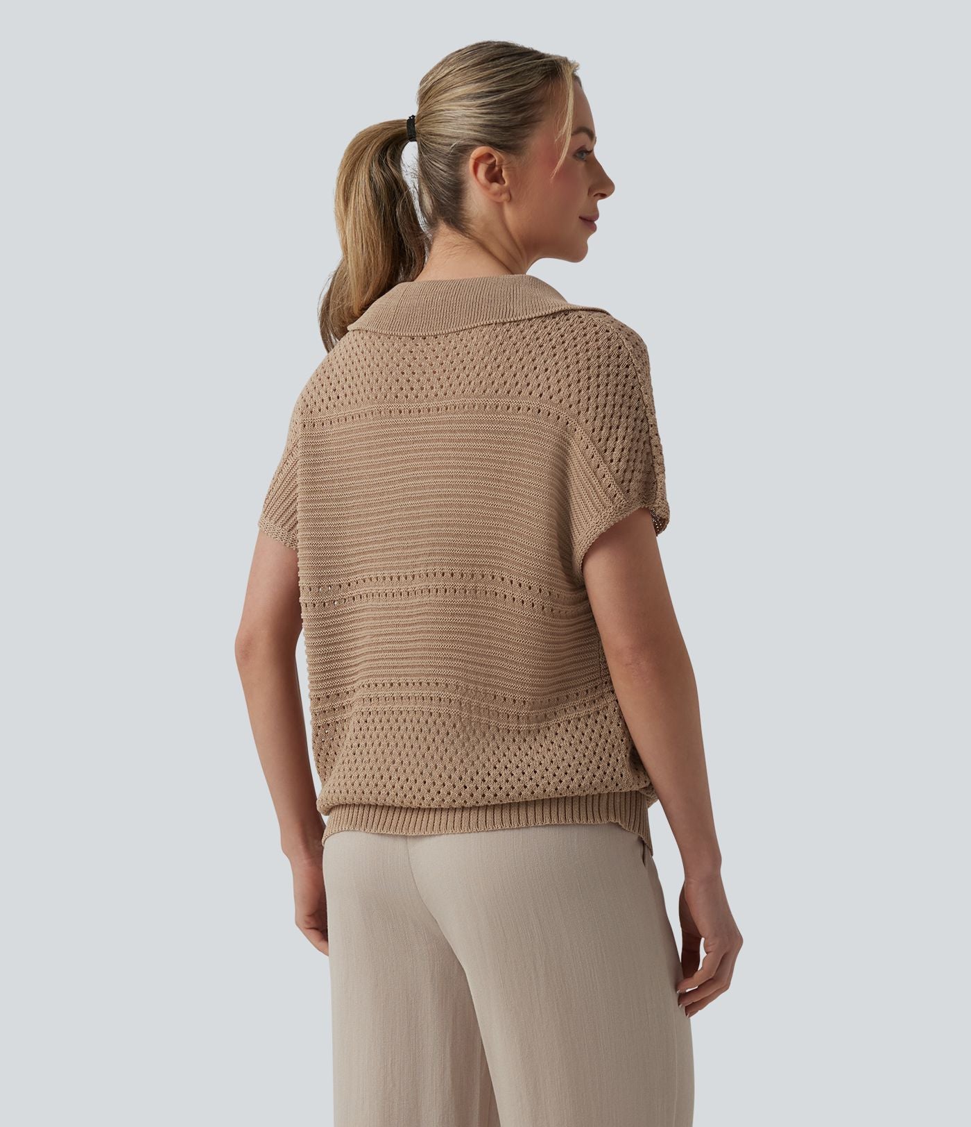 Pull resort col V manches chauve-souris courtes crochet
