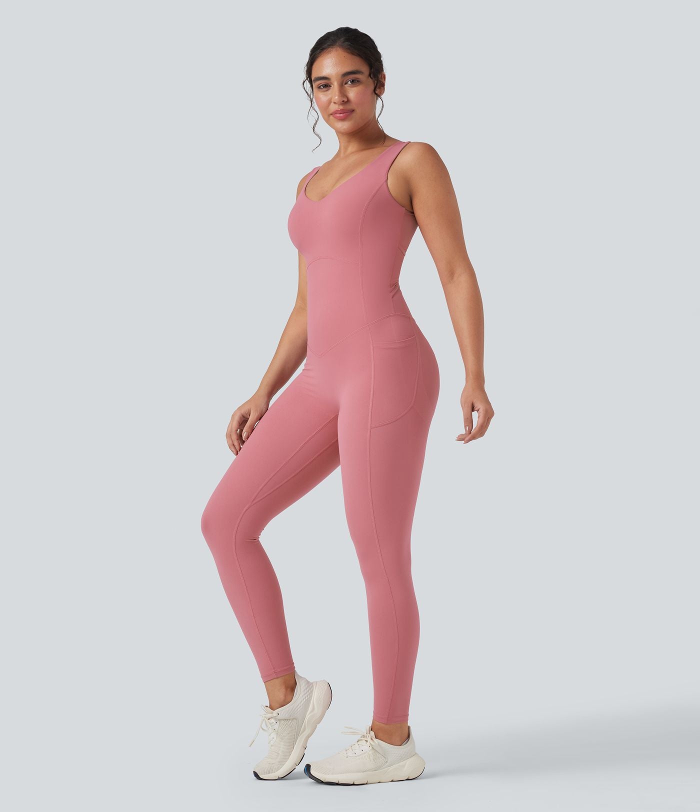Combinaison de sport Halara UltraSculpt™ col V gainante push-up à poches