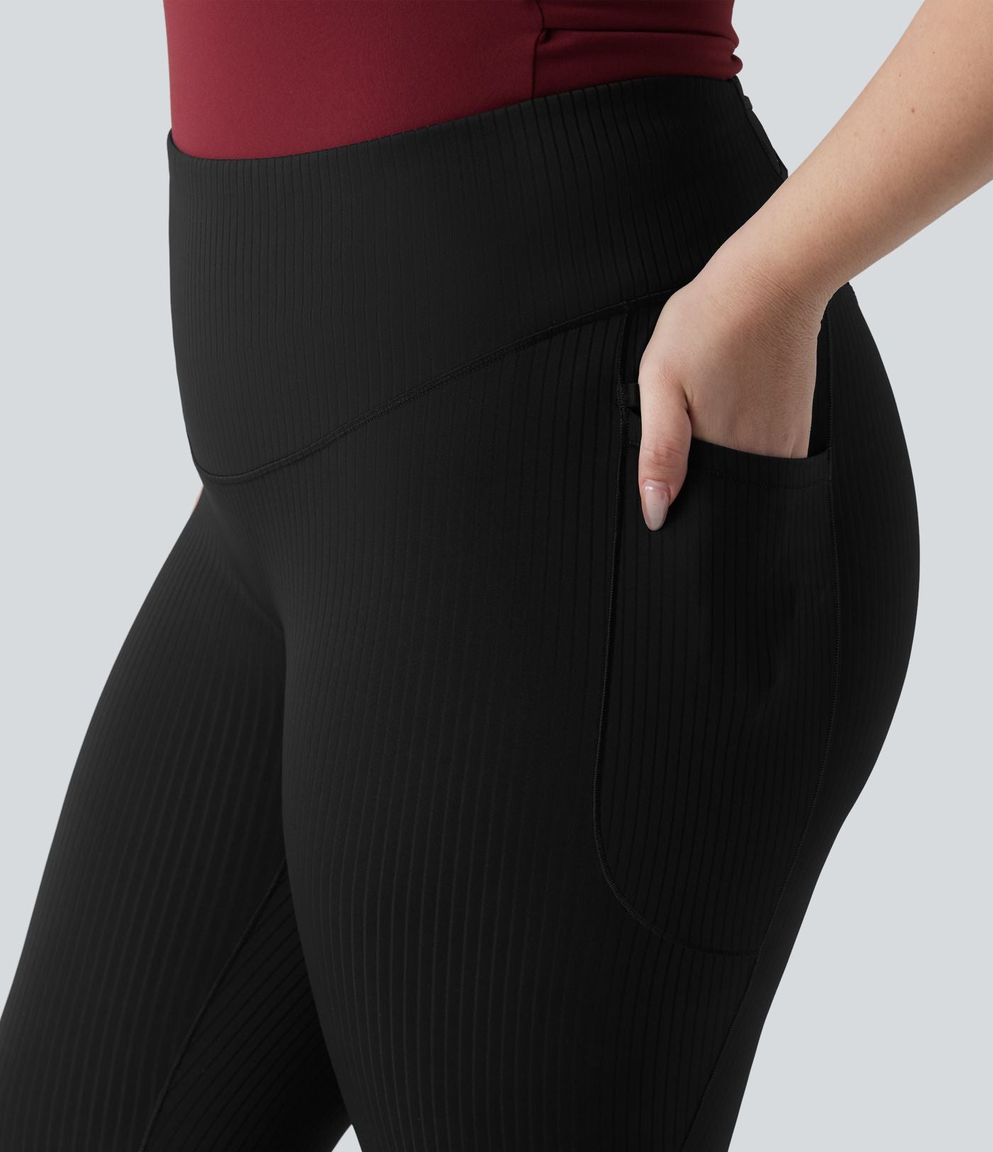 Legging sport grande taille en maille côtelé, effet ventre plat, taille haute avec poches