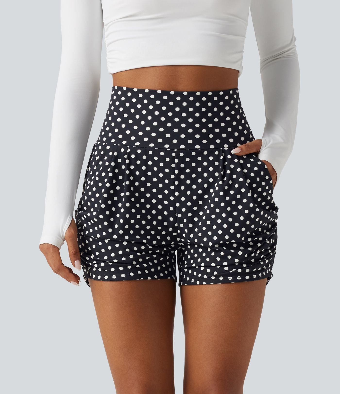Short 8 cm taille haute froncé à pois avec poches