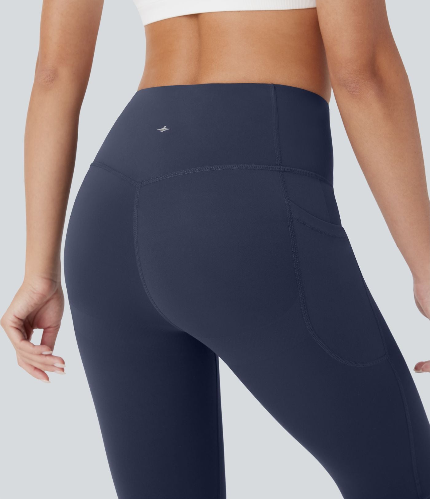 Legging corsaire d'entraînement gainant galbant taille haute avec poches Halara UltraSculpt™