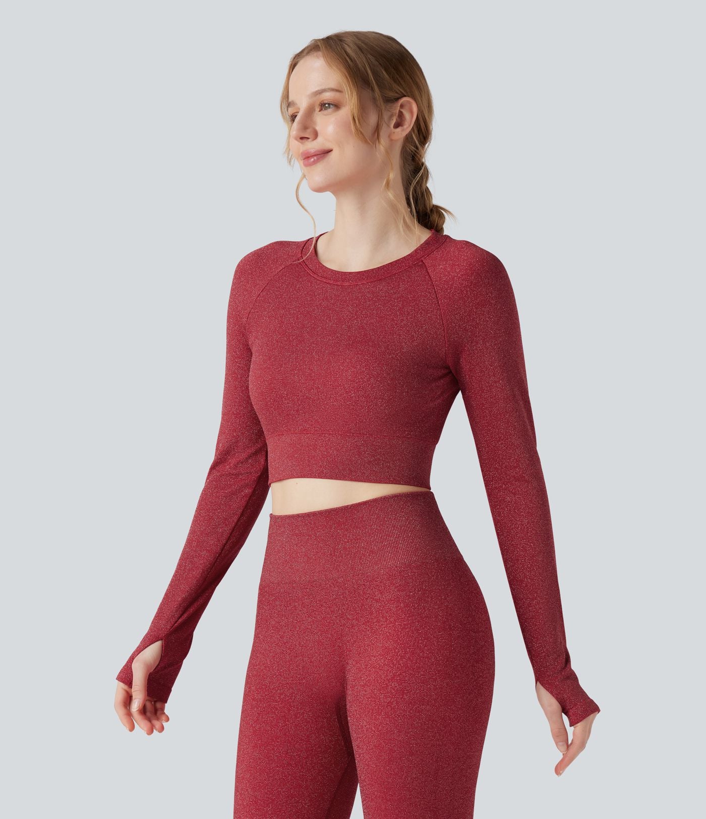 Crop top OneForm Seamless Flow, manches longues, col rond, effet sparkle avec passe-pouces