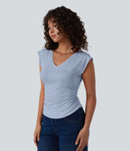 T-shirt décontracté col V manches courtes ourlet arrondi froncé