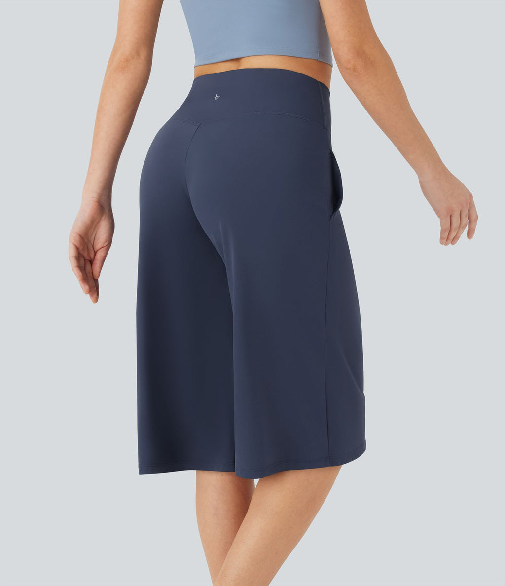 Pantacourt de yoga Cool Touch Softlyzero™ aérien à taille haute croisée, jambe large et poches