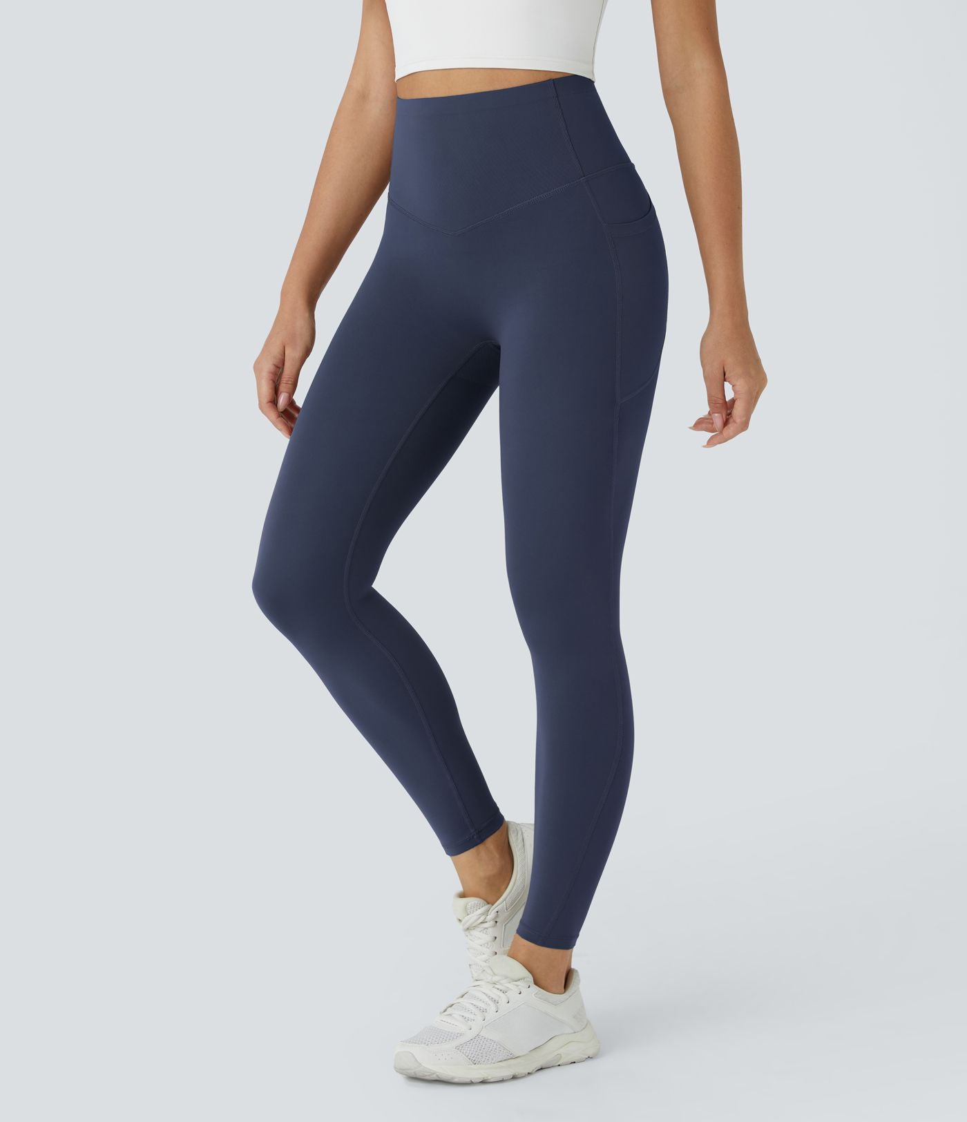 Legging d'entraînement gainant galbant taille haute avec poches Halara UltraSculpt™