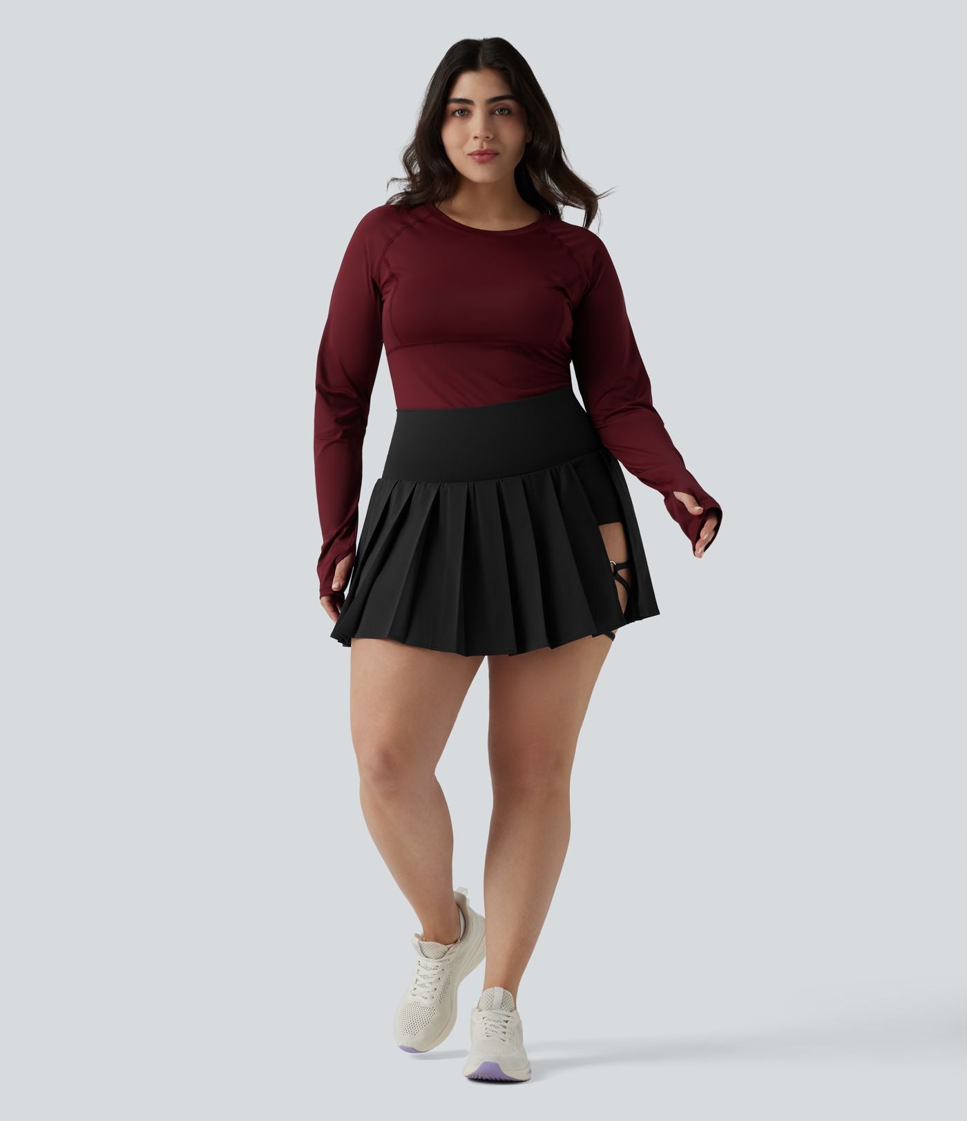 Breezeful™ Jupe-short yoga mini 2-en-1 grande taille à plis et ourlet asymétrique, taille haute, séchage rapide avec poches