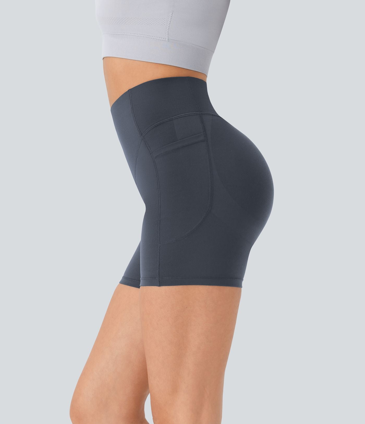 Short cycliste 12,5 cm d'entraînement gainant galbant taille haute avec effet scrunch et poches Halara UltraSculpt™