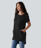 T-shirt décontracté à manches courtes et col bateau, coupe asymétrique, avec poches