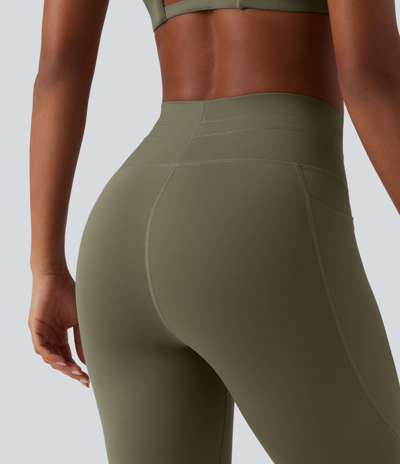 Legging 7/8 de yoga taille haute avec cordon de serrage uni et poches