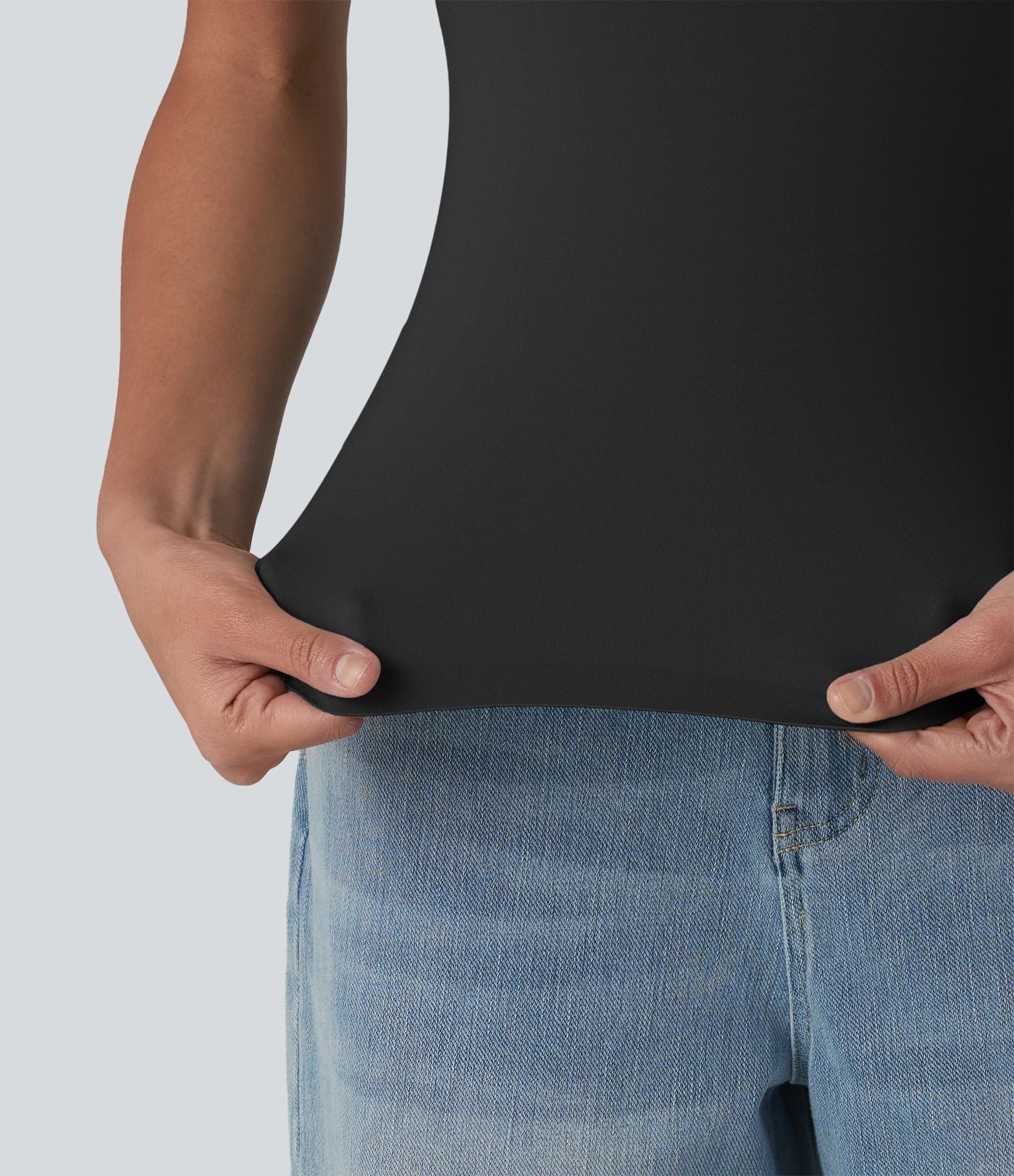 T-shirt casual col rond échancré à manches courtes avec brassière intégrée — Bonnets B-E