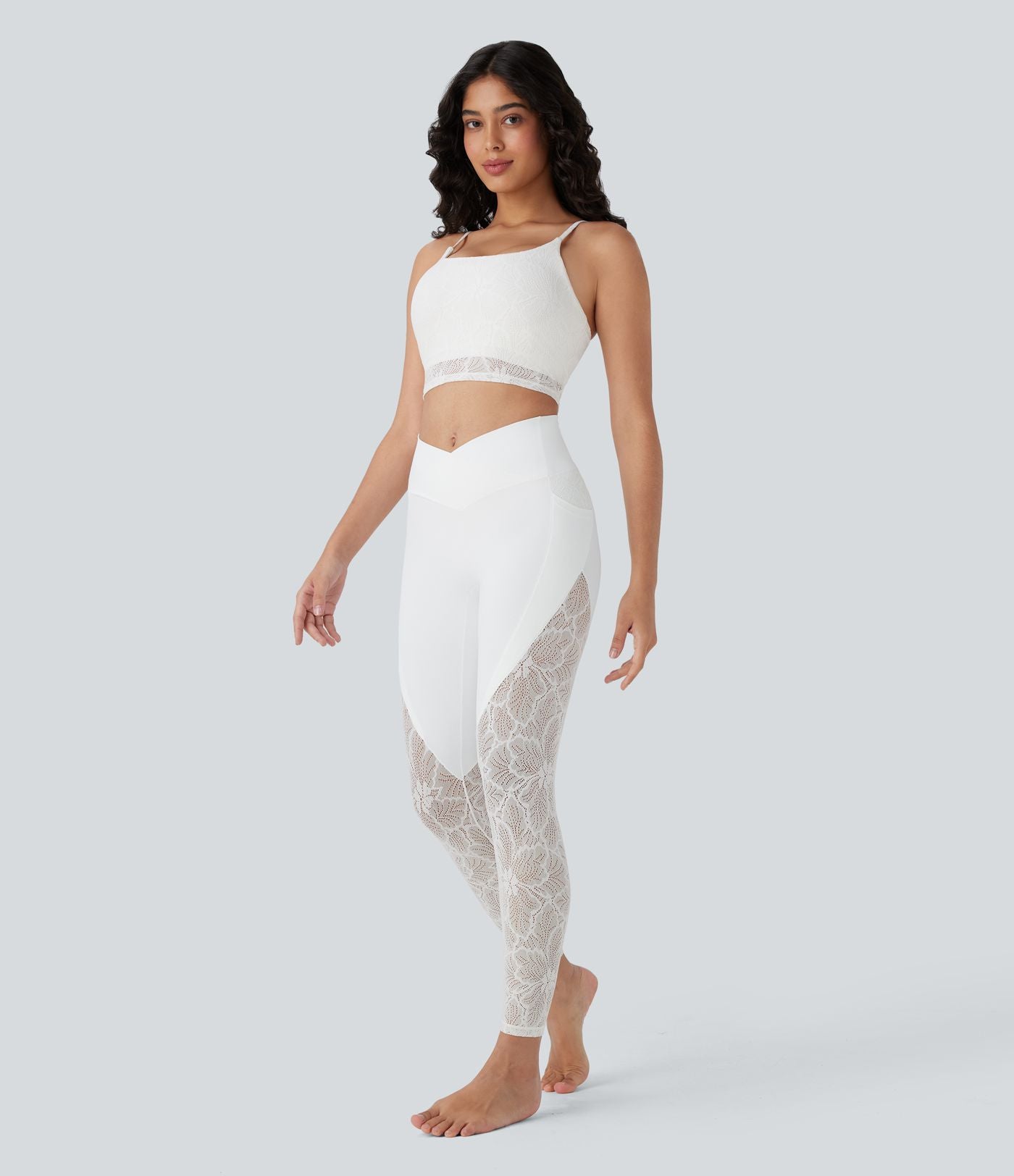 Legging de yoga 7/8 taille haute avec poches latérales, dos croisé et dentelle contrastante Softlyzero™-UPF50+