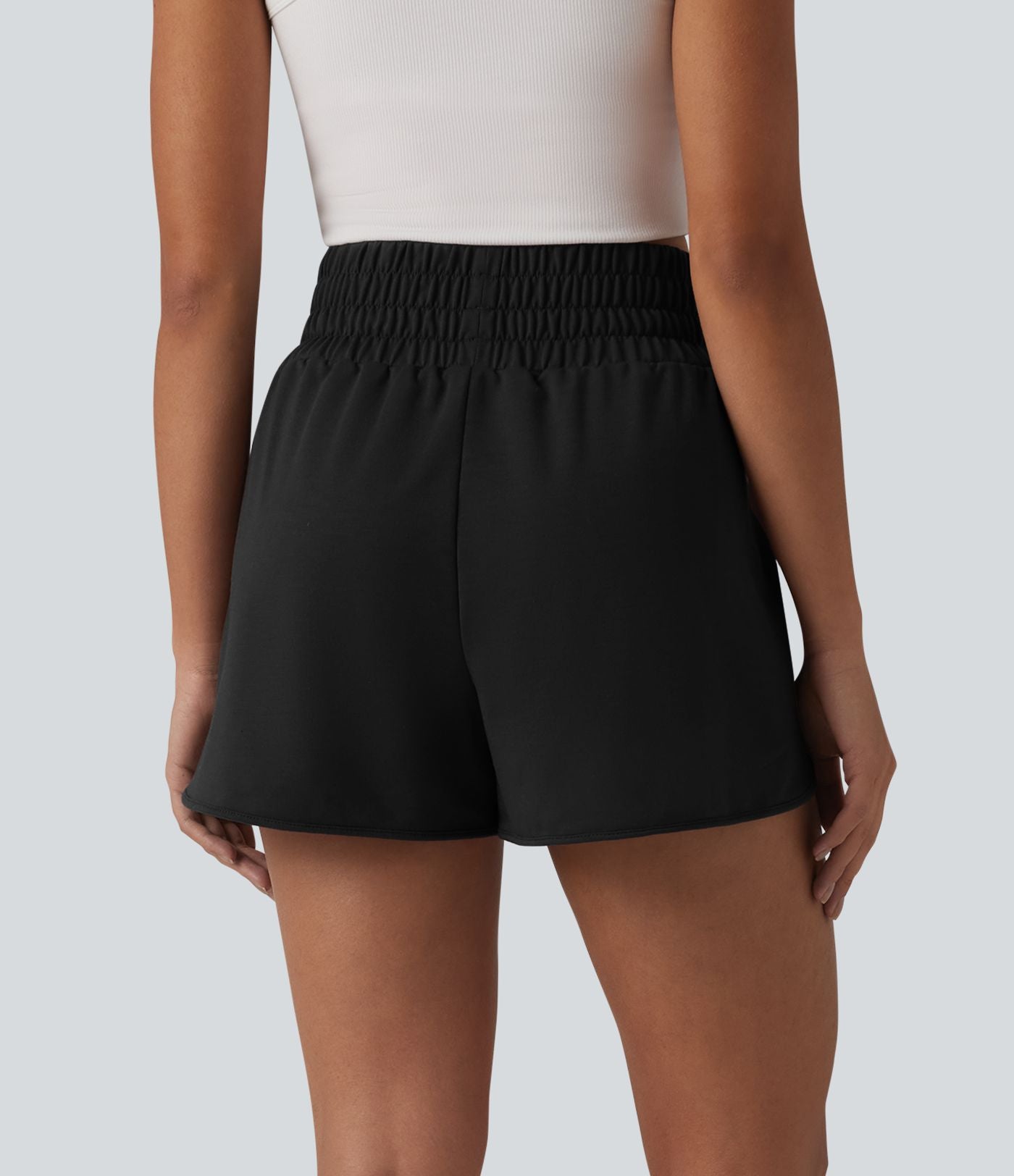 Short sweat décontracté taille haute à ourlet arrondi 7,5 cm avec poches