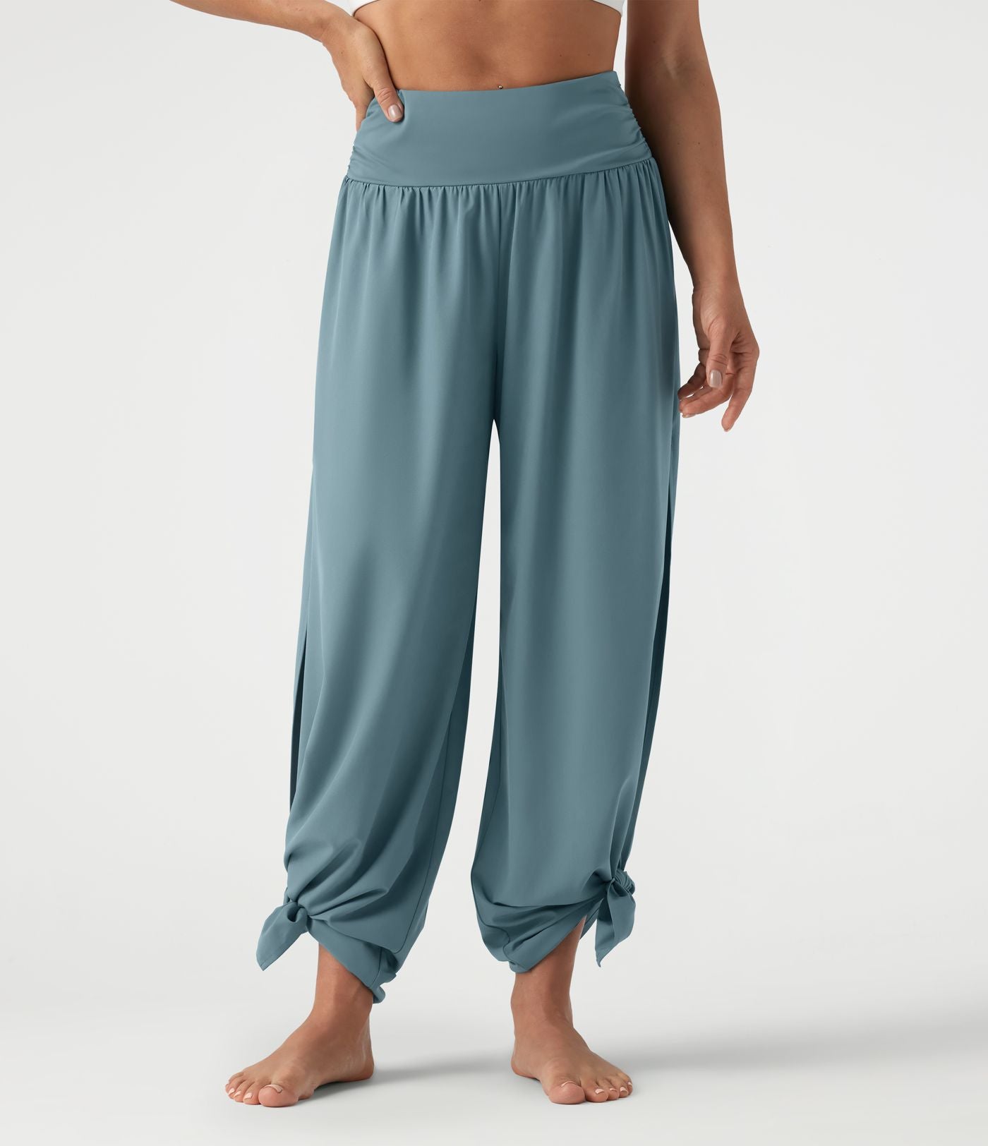 Pantalon fluide Breezeful™ taille haute à séchage rapide avec fronces, fente et poches