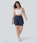 Short de yoga 2-en-1 grande taille à taille très haute en SoftlyZero™ Airy à effet frais InstantCool 17,5 cm avec poches