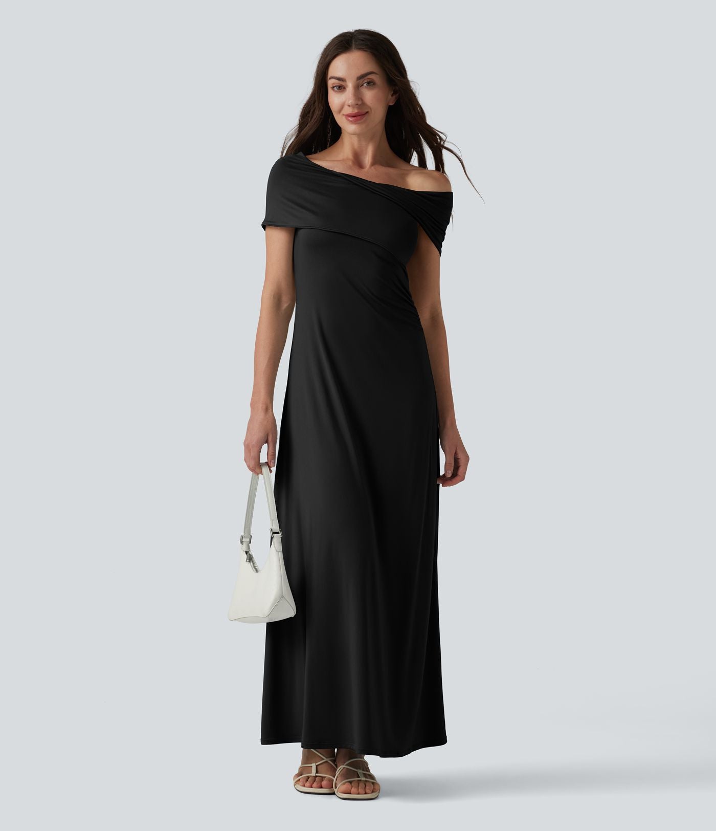 Robe casual maxi froncée à épaules dénudées avec lien noué dans le dos