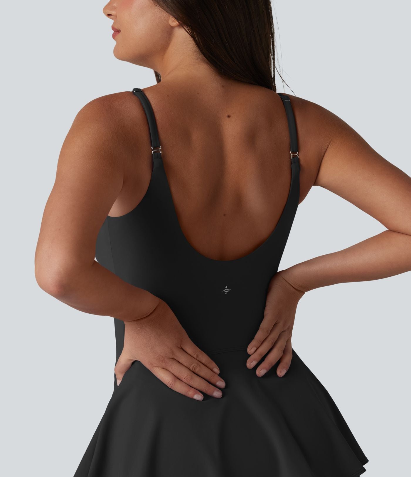 Robe de sport mini de tennis SoftlyZero™ Airy 2-en-1 à volants, à effet frais InstantCool, poches, accès facile Easy Peasy, protection solaire UPF50+