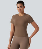 Haut de sport Softlyzero™ à manches courtes et col rond avec soutien-gorge intégré - Protection UPF50+