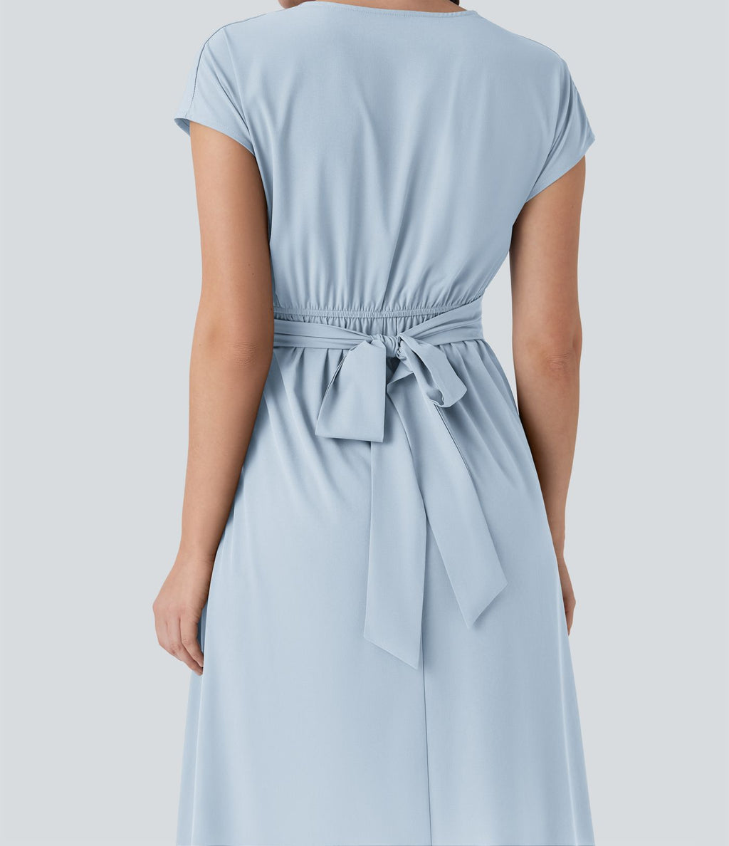 Robe midi Breezeful™ col V manches courtes à liens dans le dos séchage rapide avec poches latérales
