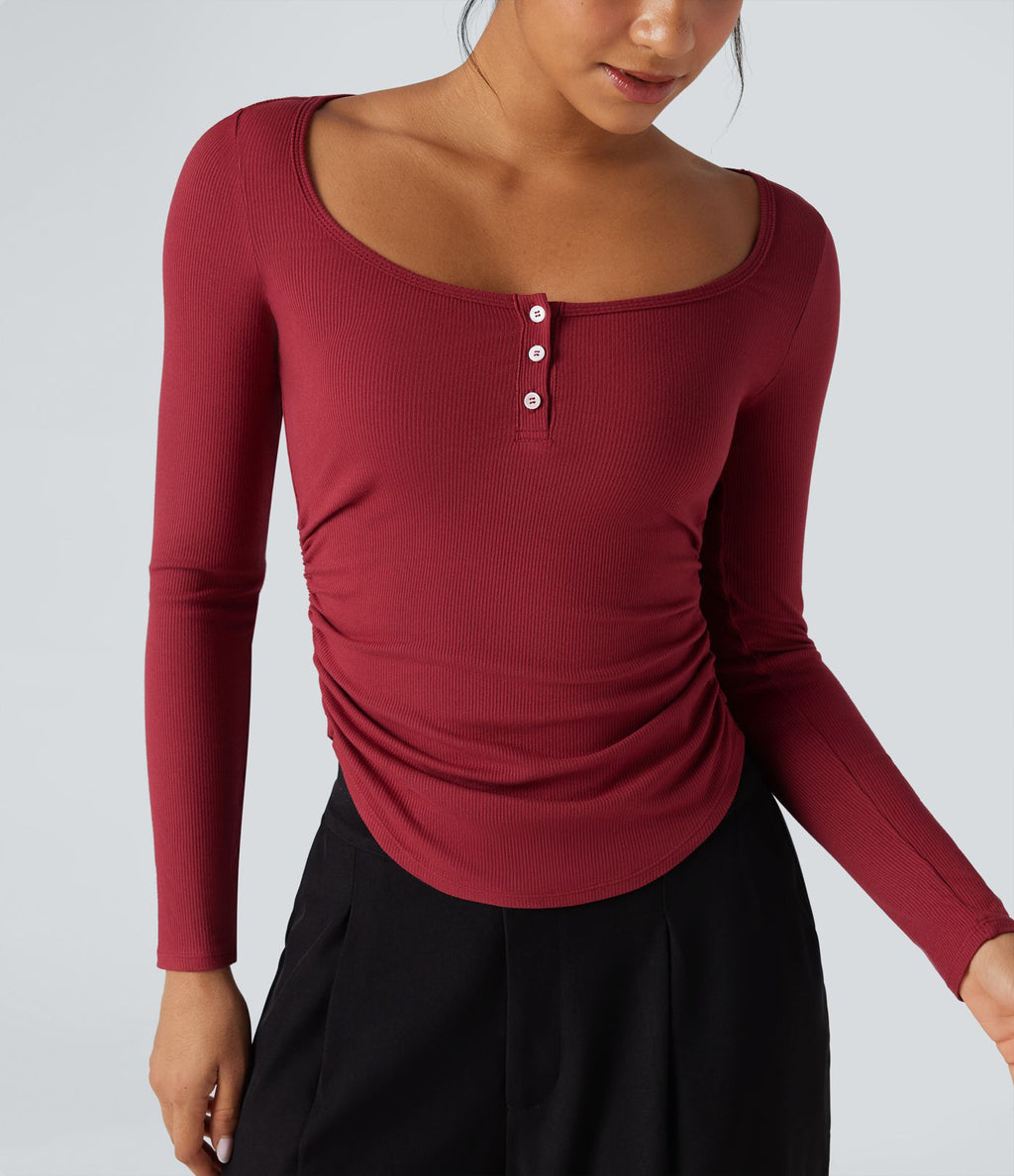 T-shirt tailleur côtelé col henley froncé ourlet arrondi manches longues
