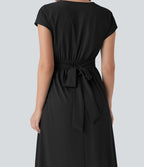 Robe midi Breezeful™ col V manches courtes à liens dans le dos séchage rapide avec poches latérales