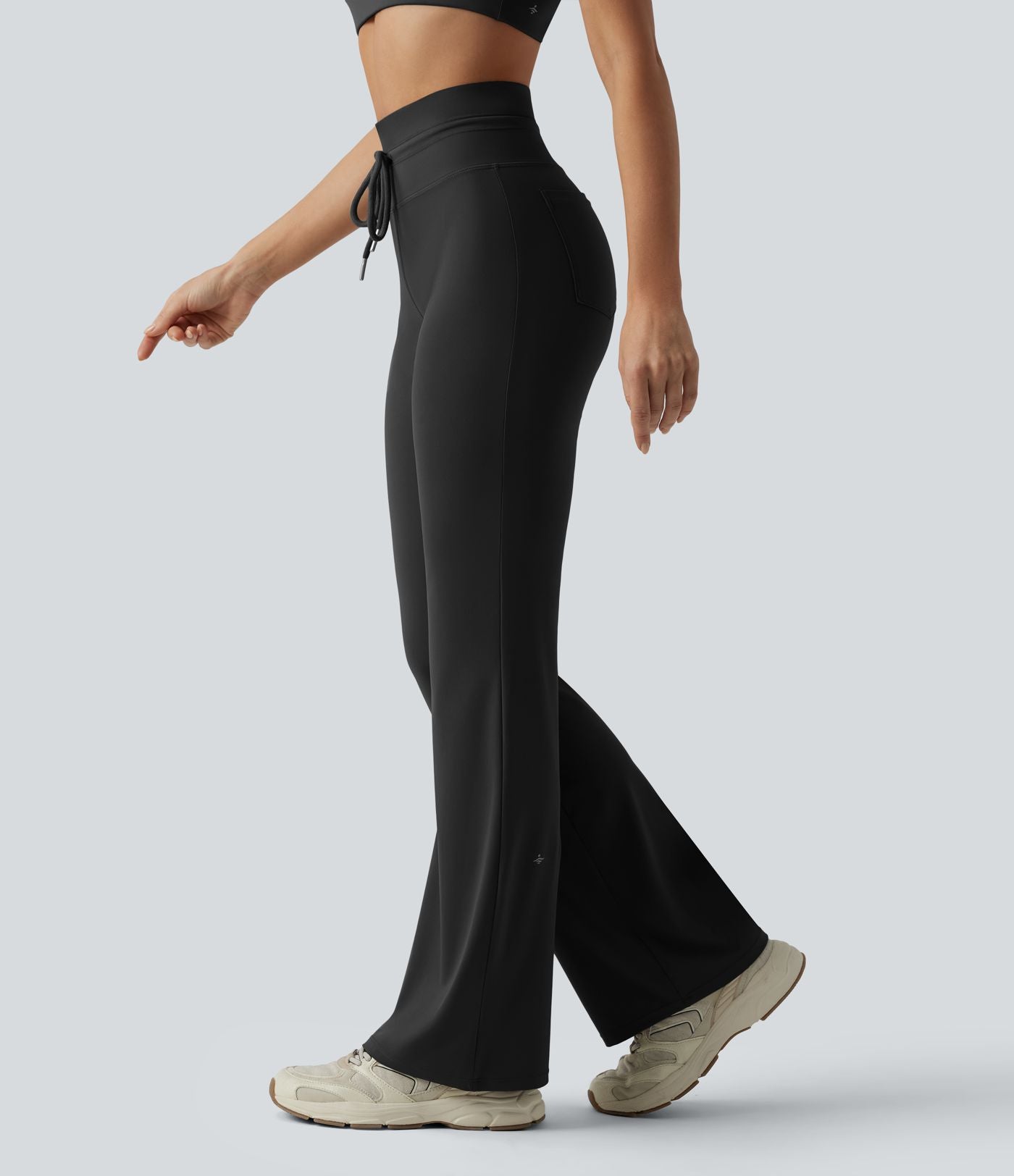 Pantalon de yoga évasé taille haute avec cordon de serrage uni et poches