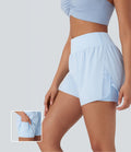 Short yoga 2-en-1 maille contrastée taille mid-rise avec poches