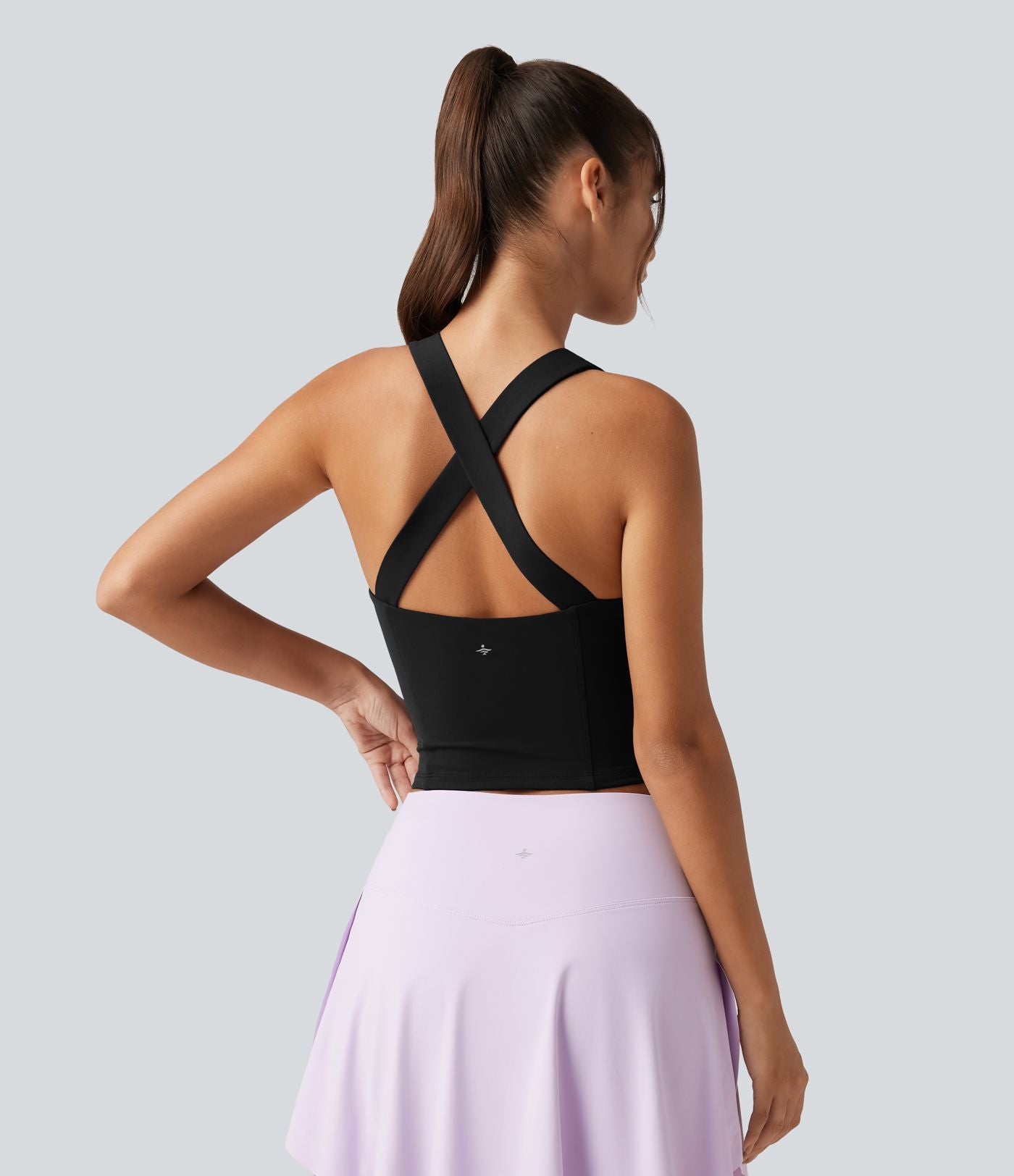 Débardeur de yoga SoftlyZero™ à col V, bretelles croisées, coussinets amovibles et protection solaire UPF 50+