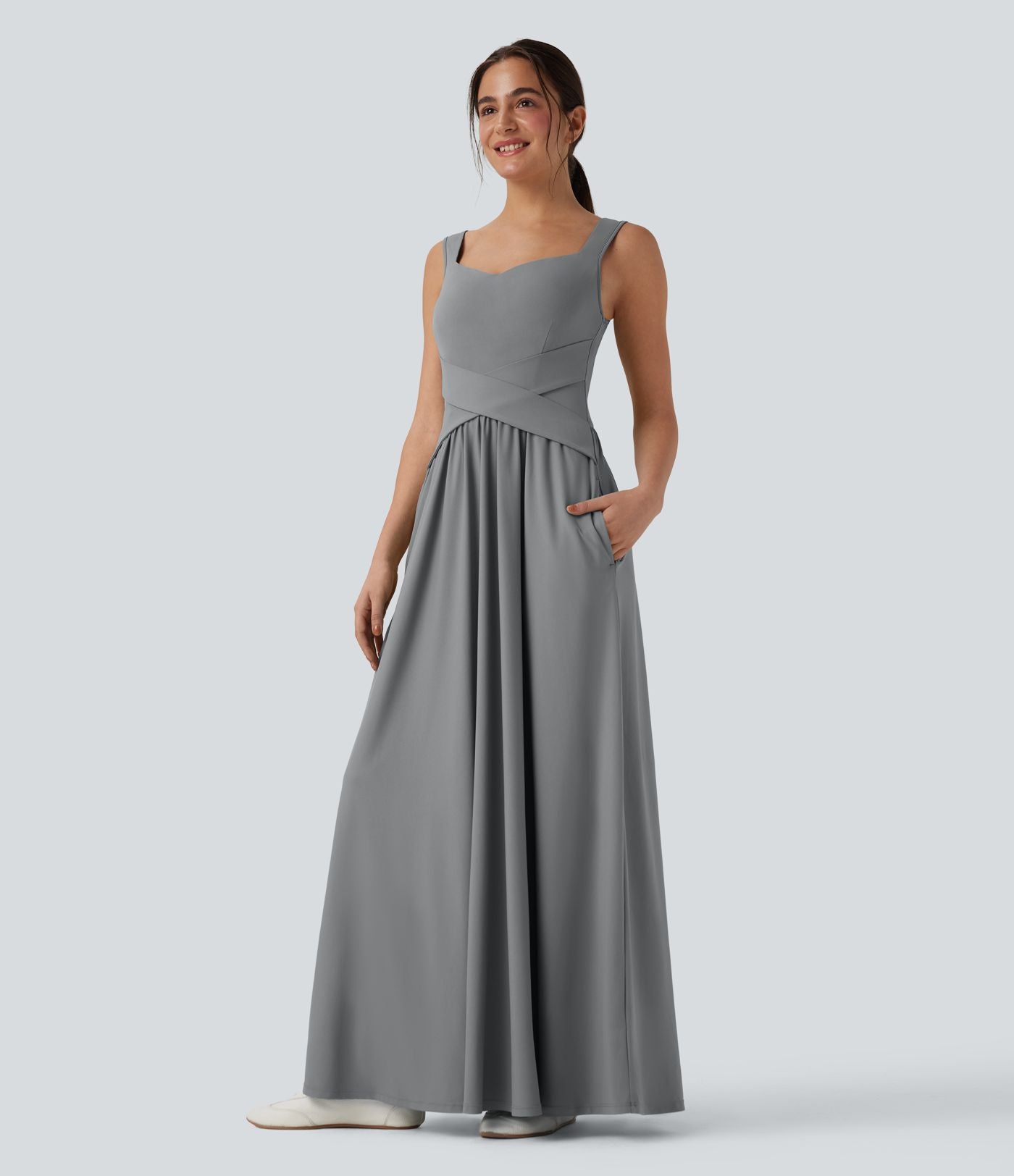 Robe maxi fluide dos nu, avec brassière intégrée et poches