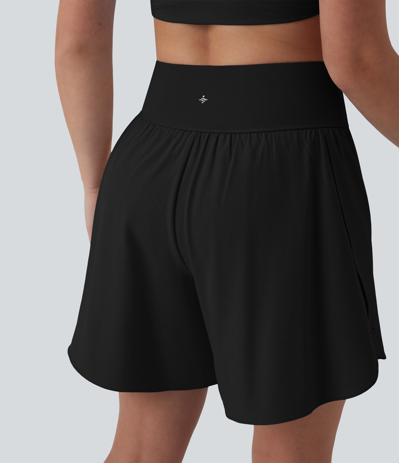 SoftlyZero™ QuickDry Short running 2-en-1 gainant taille haute à pois réfléchissants et ourlet croisé 17,5 cm avec poches