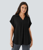 Chemise de travail col V avec ourlet arrondi