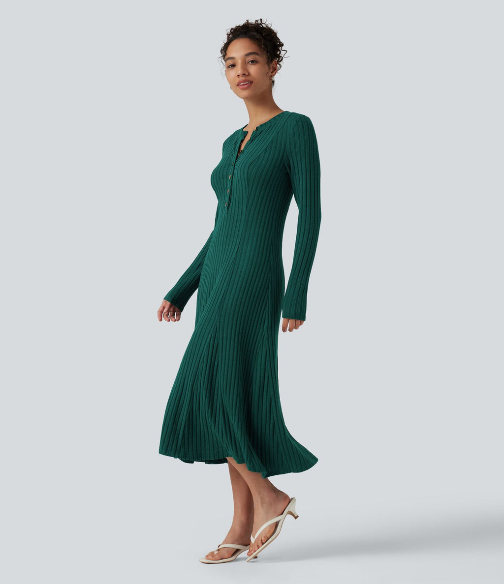 Robe midi fluide en maille côtelée à col Henley et manches longues
