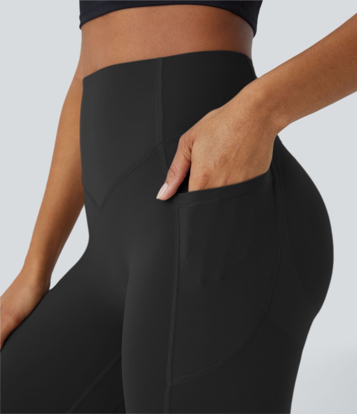 Legging d'entraînement gainant galbant taille haute avec effet scrunch et poches Halara UltraSculpt™