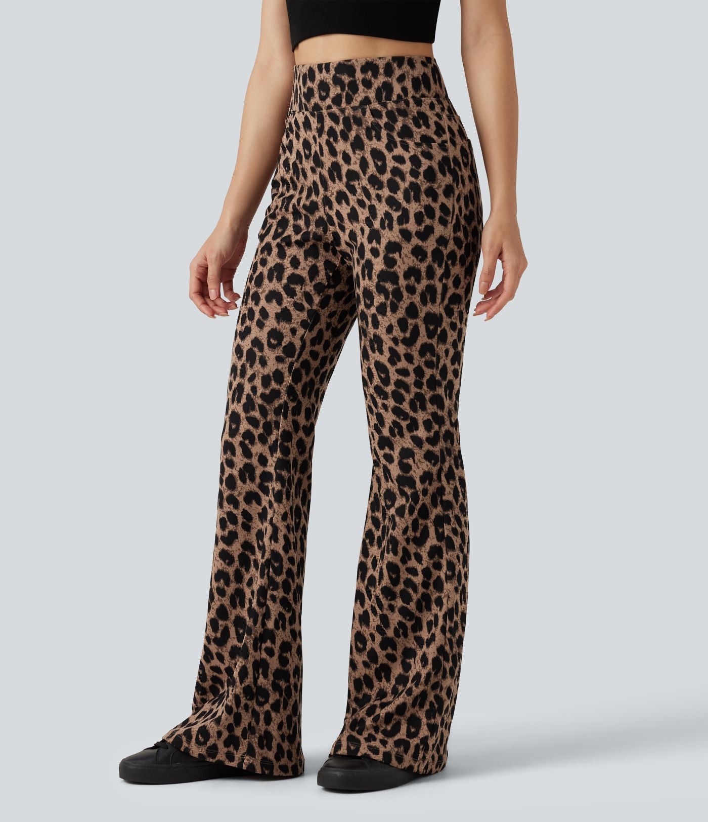 Pantalon flare taille haute en tissu gaufré imprimé léopard avec poches