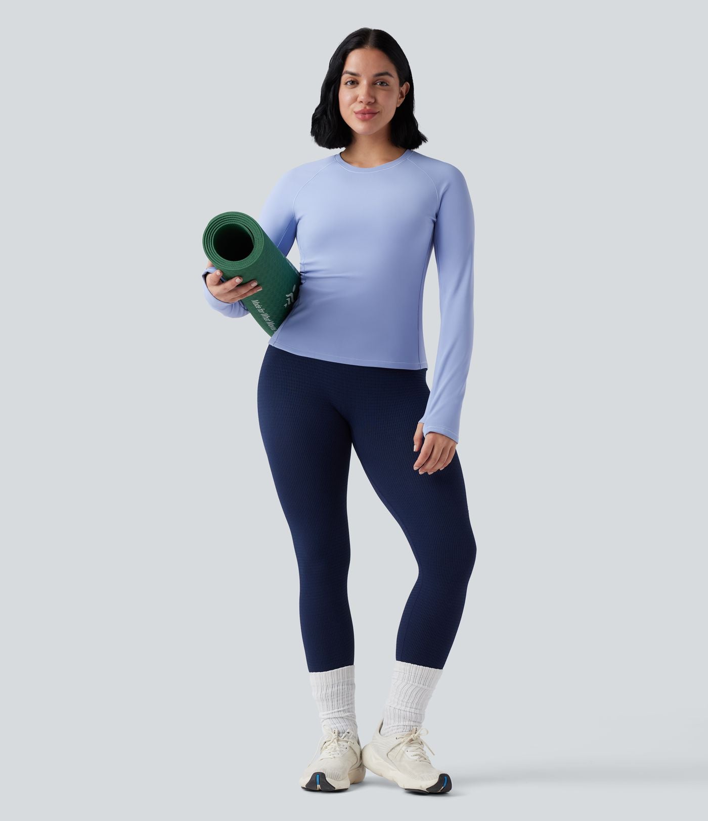 Haut de sport yoga thermique col rond à manches longues avec passants pouces