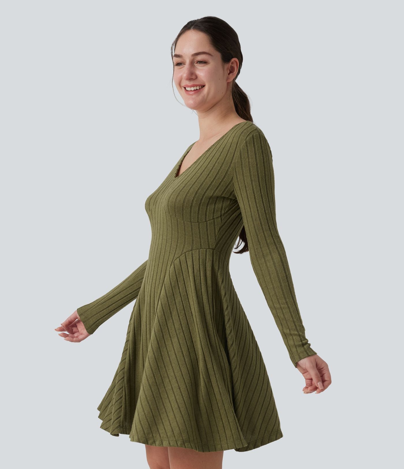 Robe décontractée mini évasée maille côtelée col V manches longues