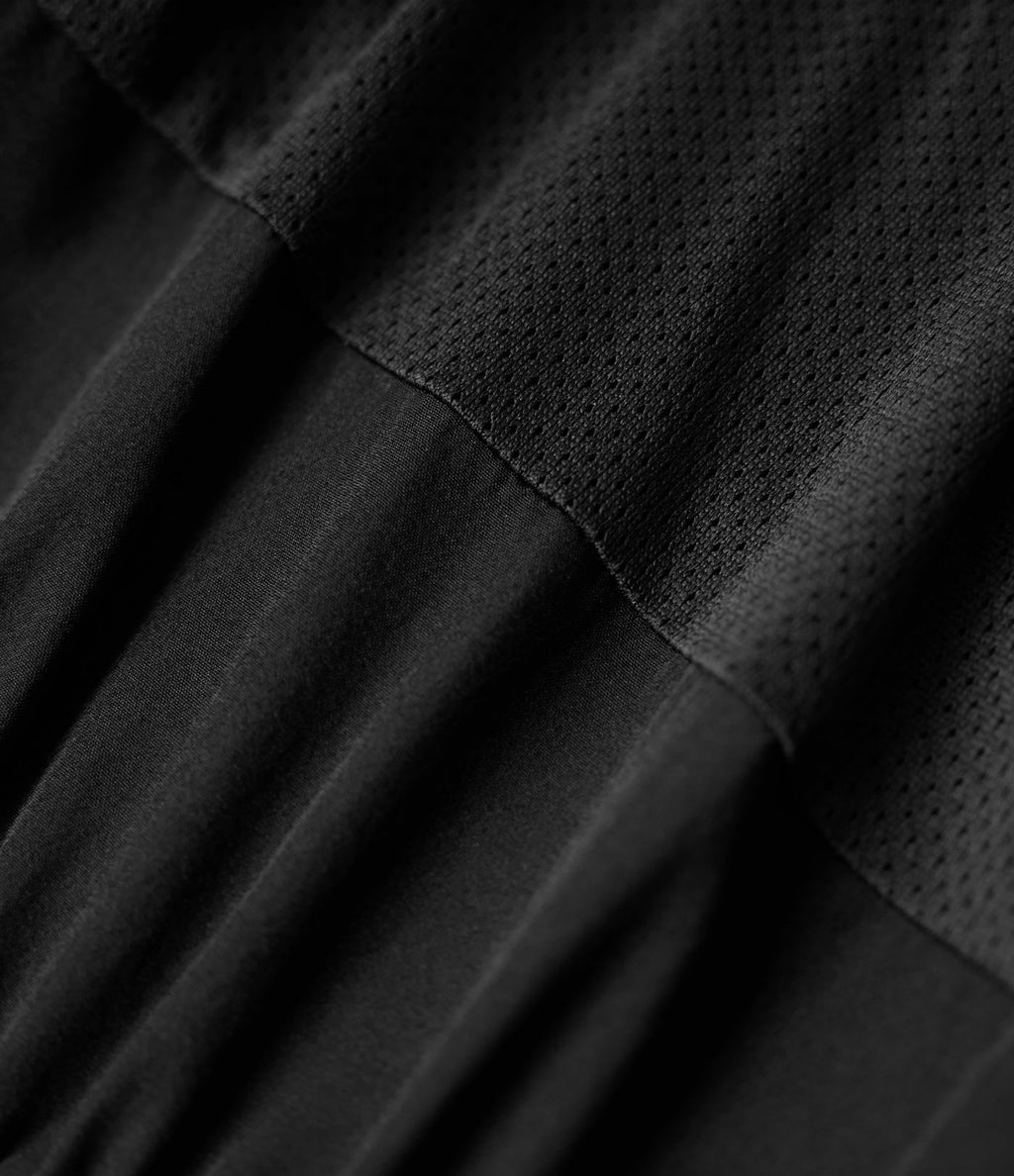 Veste de randonnée déperlante résistante à l'abrasion à capuche avec mesh contrastant et poches