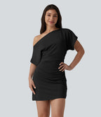 Robe mini moulante décontractée asymétrique manches courtes froncée