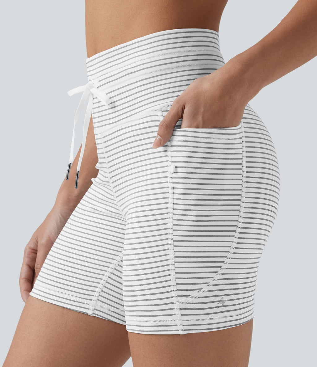 Short cycliste de yoga taille haute à rayures avec cordon de serrage 12,5 cm et poches