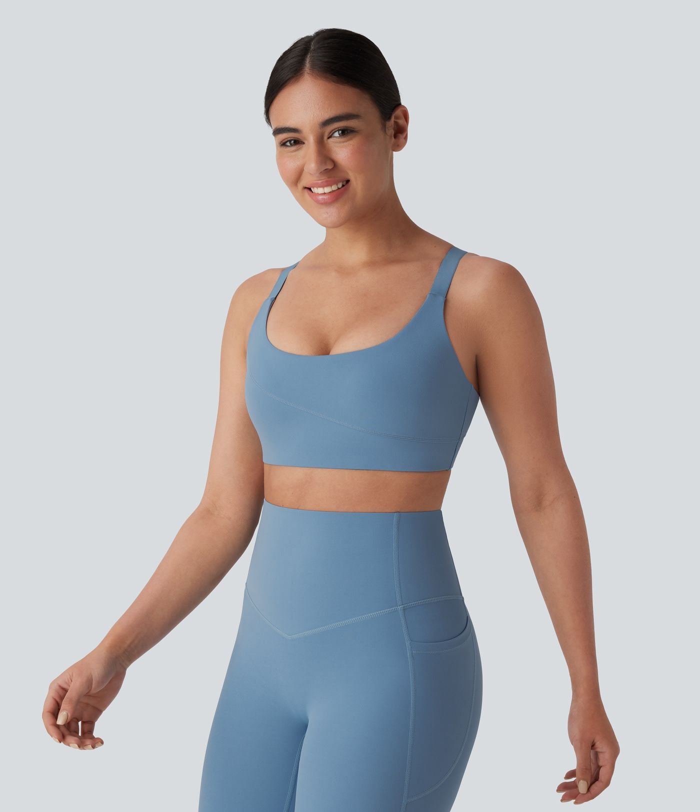 Brassière de sport entraînement Halara UltraSculpt™ soutien intermédiaire col U bonnets A-D