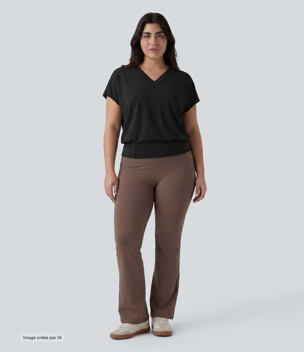 Haut de yoga grande taille oversize à col V, manches courtes, toucher frais et séchage rapide