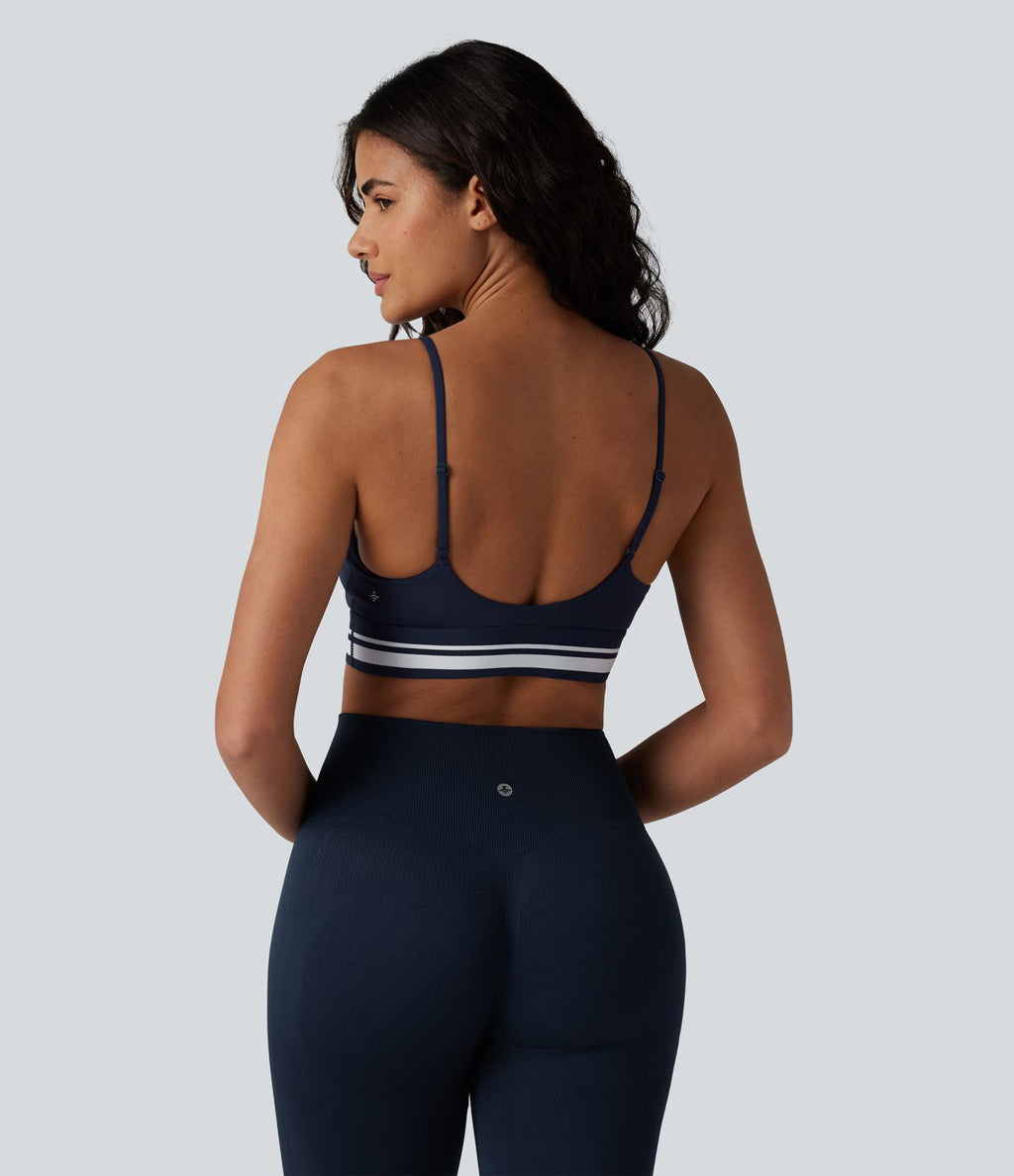 Brassière de sport SoftlyZero™ Plush à maintien léger, dos croisé ouvert, rayures color block et soutien intégré