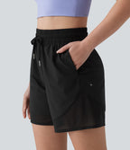 Short ample de yoga Breezeful™ 12,5 cm taille haute avec cordon de serrage, empiècements en mesh contrastant, séchage rapide et poches