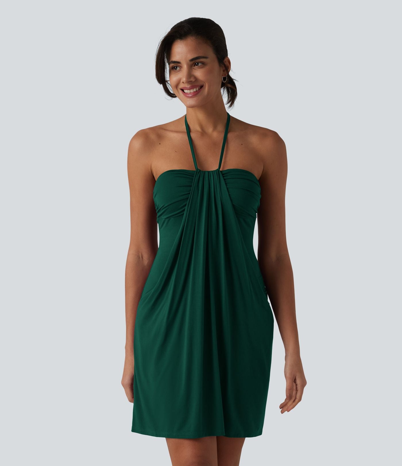 Robe resort mini dos nu à col licou avec lien noué dans le dos et poches