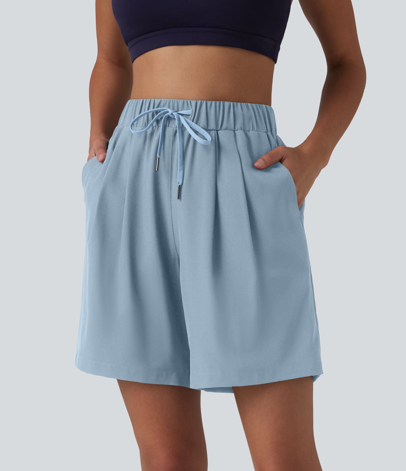 Short de yoga plissé taille haute avec ceinture élastique, cordon de serrage et poches 17,5 cm