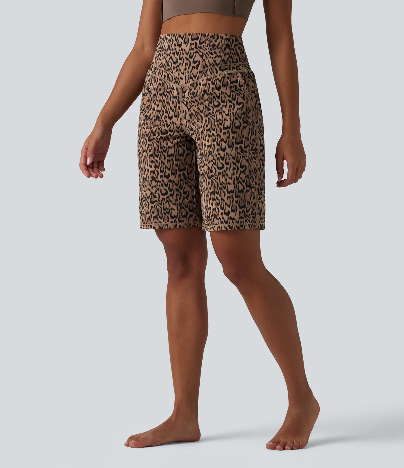 Short de yoga Halara UltraSculpt™ imprimé léopard, taille haute, gainant, jambes droites, 25 cm, avec poches