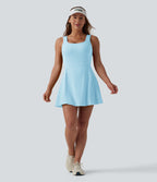 Robe de sport mini 2-en-1 SoftlyZero™ Airy col U poches effet frais InstantCool danse bonnets E-G, accès facile Easy Peasy